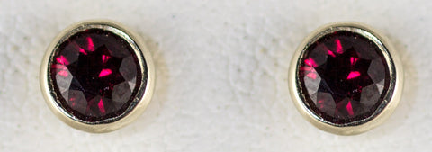 4mm Pyrope Bezel Earrings