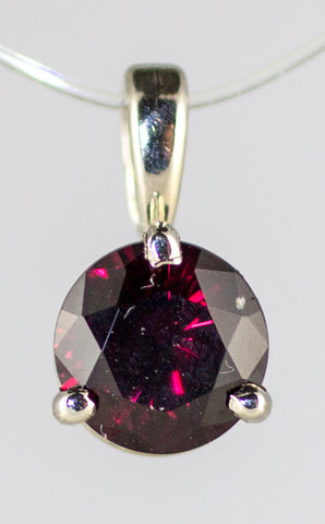 p-6mm Pyrope Earrings
